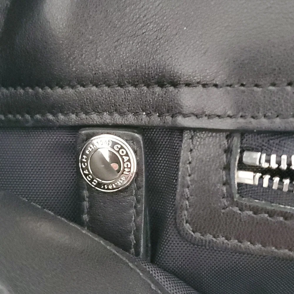 Coach Men's Large Leather Messenger Bag